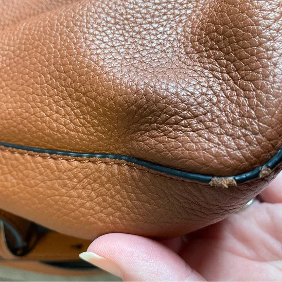 Vince Camuto Leather Foldover Purse Pine Cone Brown Snap Pocket Adjustable Strap - Picture 9 of 16